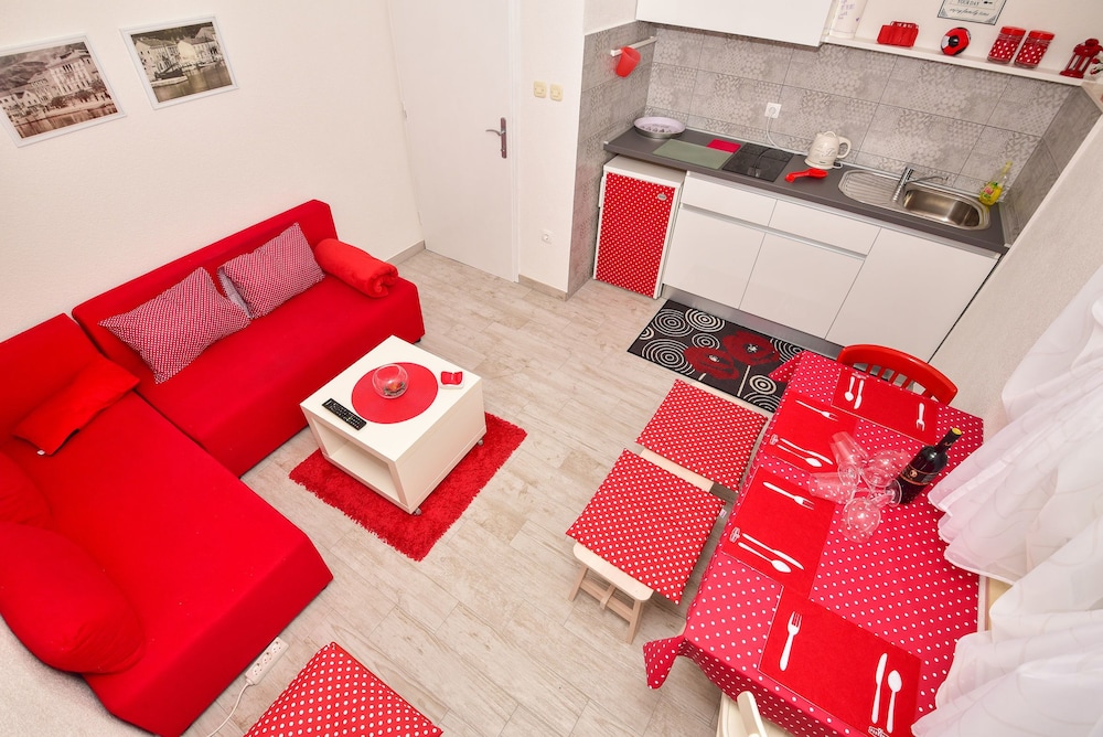 Apartment (A3) - Photo 9