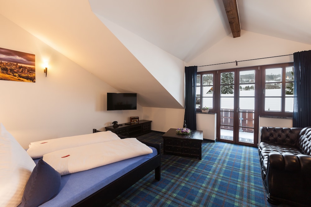Executive Double Room, Balcony (Edinburgh) photo 3