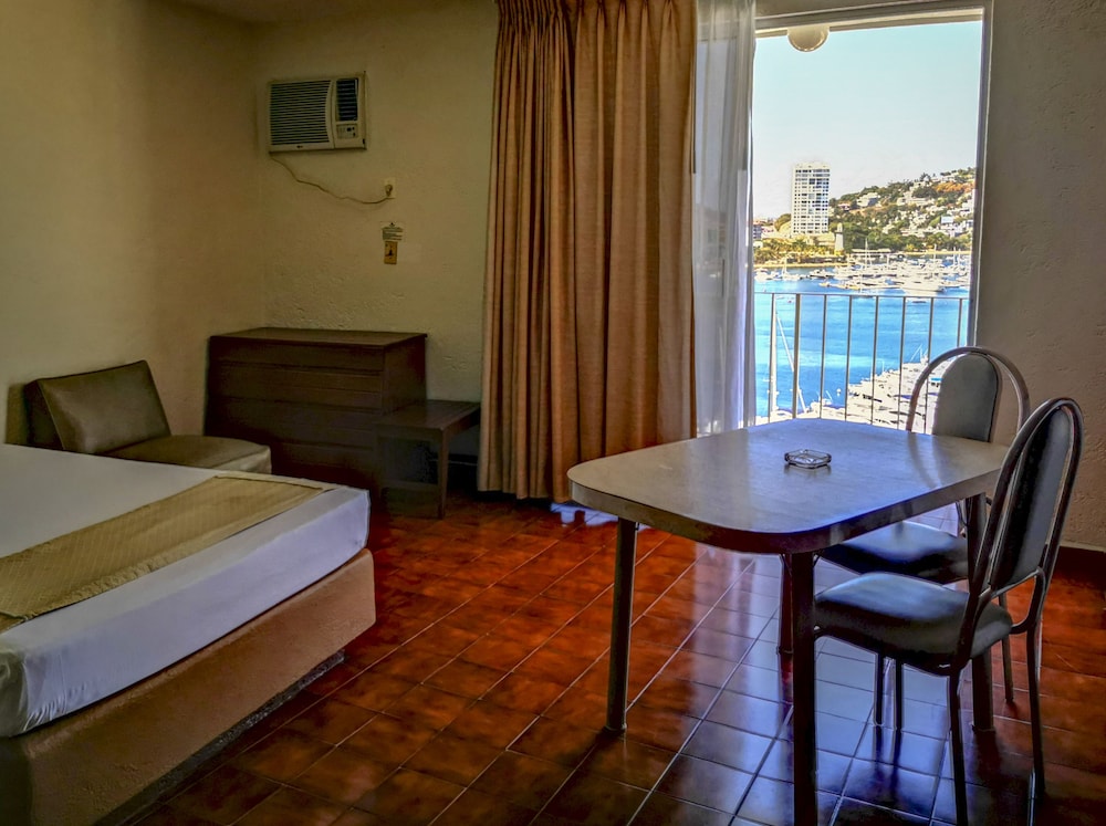 Superior Suite, Ocean View - Photo 8