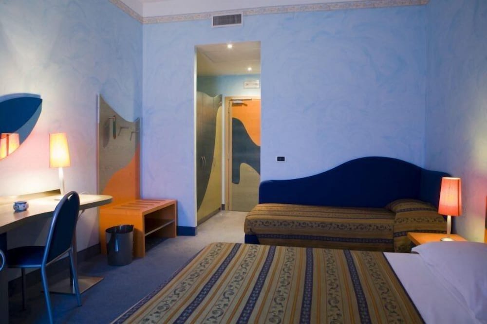 Deluxe Triple Room photo 1