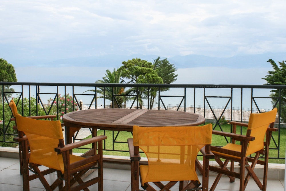 Superior Apartment, 3 Bedrooms, Balcony, Sea View photo 3