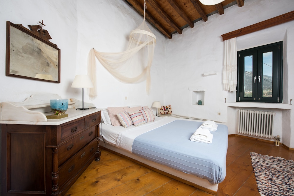 Traditional Villa, 4 Bedrooms