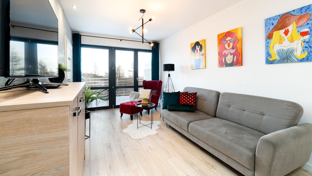 Apartment (59)