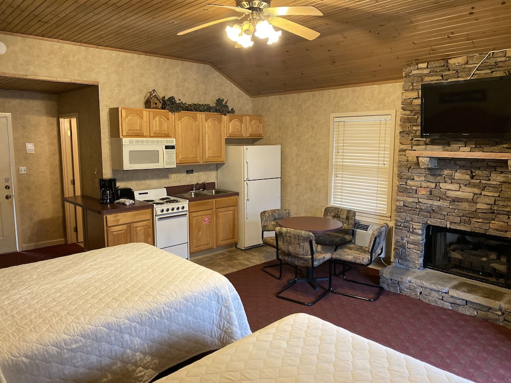 Cottage - Photo 1
