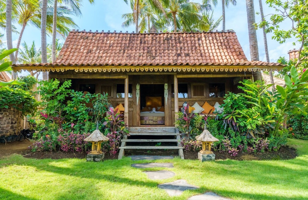 Honeymoon Bungalow