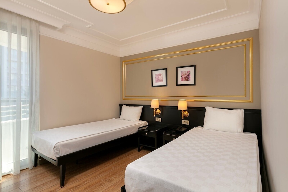 Family Suite with Sea View