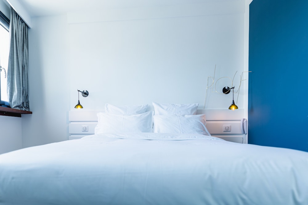 Single Room - Photo 1