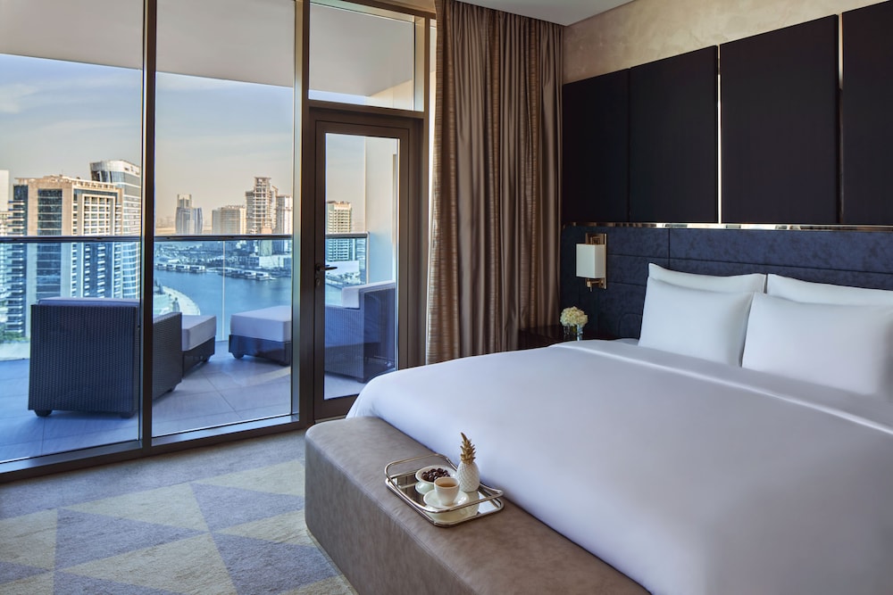Studio Suite, 1 Bedroom, Balcony (Platinum Suite) thumbnail 5
