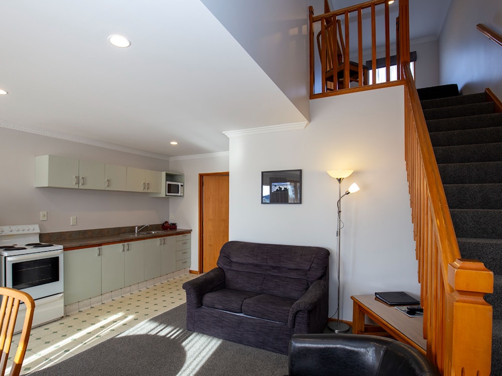 Two Bedroom Spa Bath Apartment, With Two Kings photo 1
