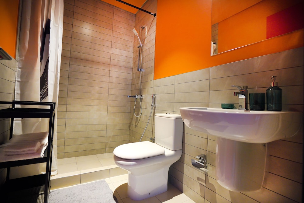 Standard Twin Room in shared apartment photo 3