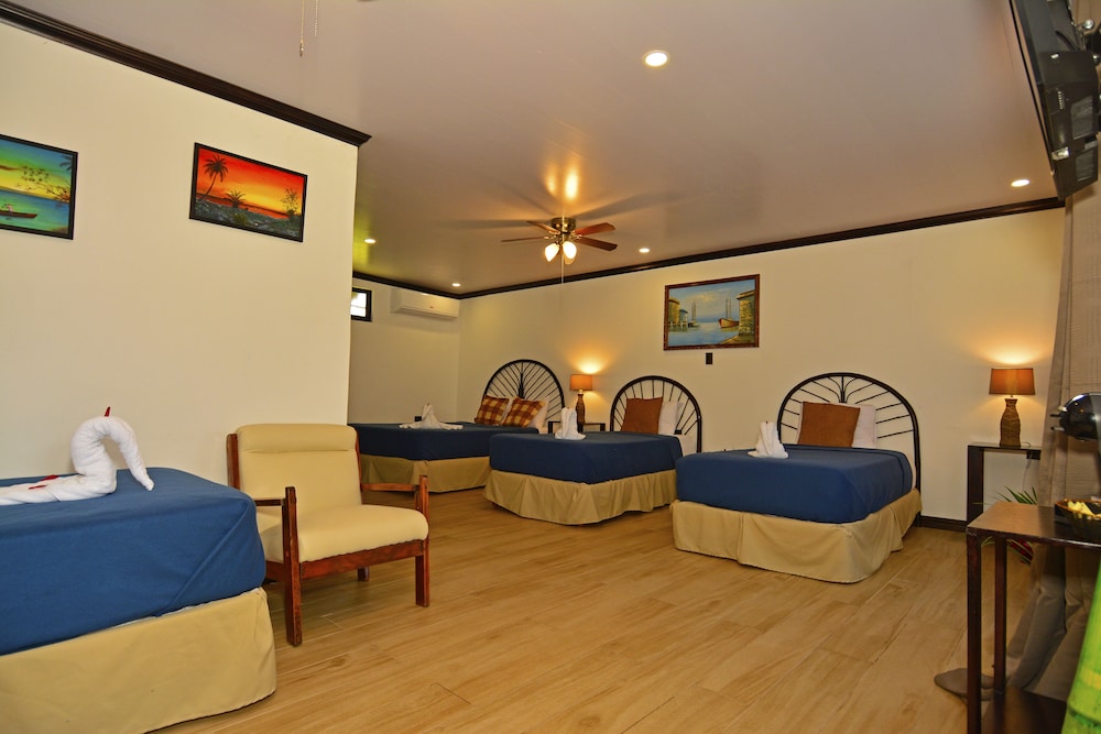 Superior Quadruple Room, 6 Bedrooms photo 1
