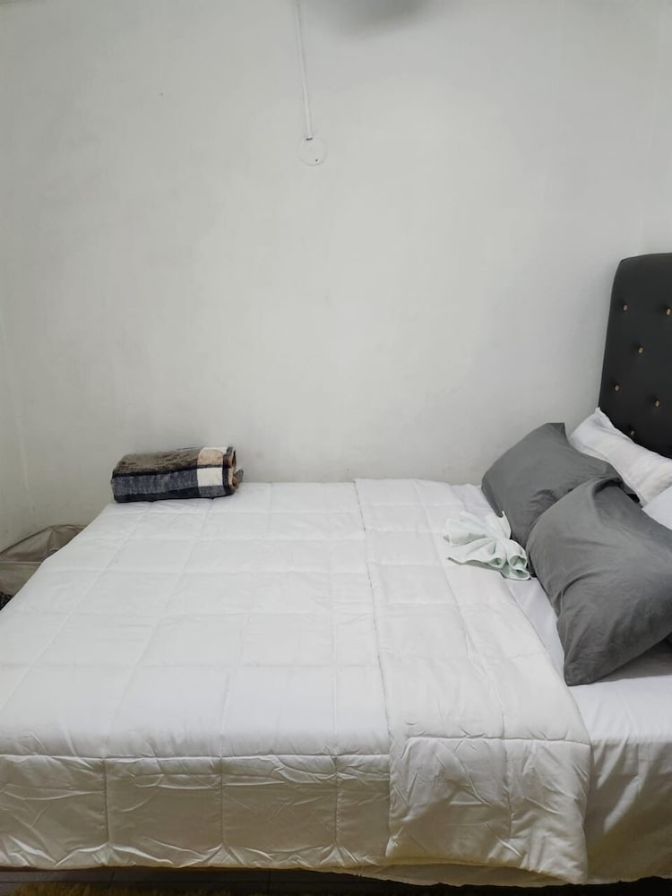 Comfort Apartment, 1 Queen Bed with Sofa bed photo 1