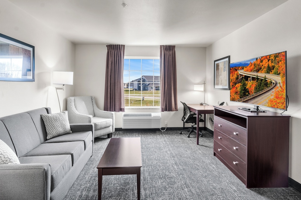 Suite, 1 King Bed with Sofa bed (Extended Stay | ADA) - Photo 6