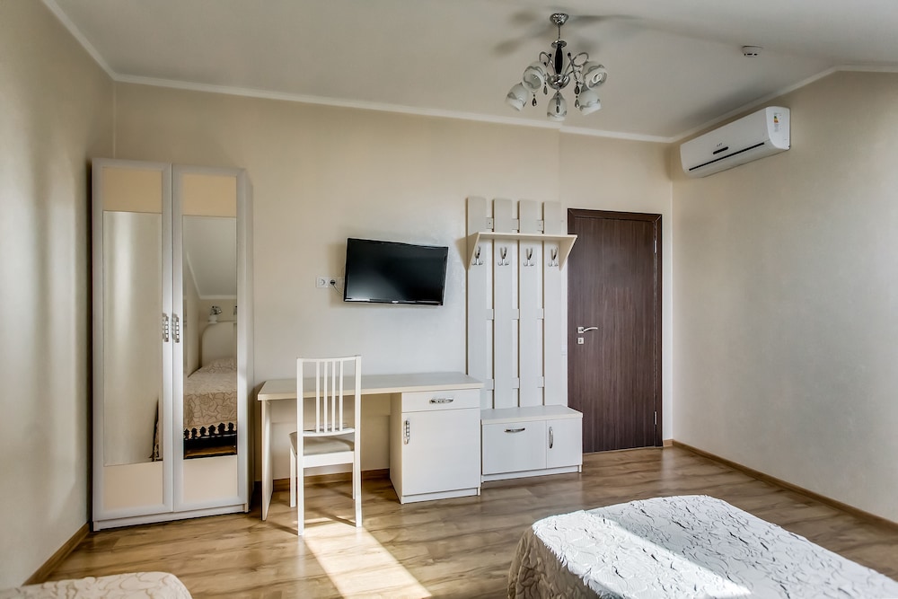 Standard Twin Room photo 2