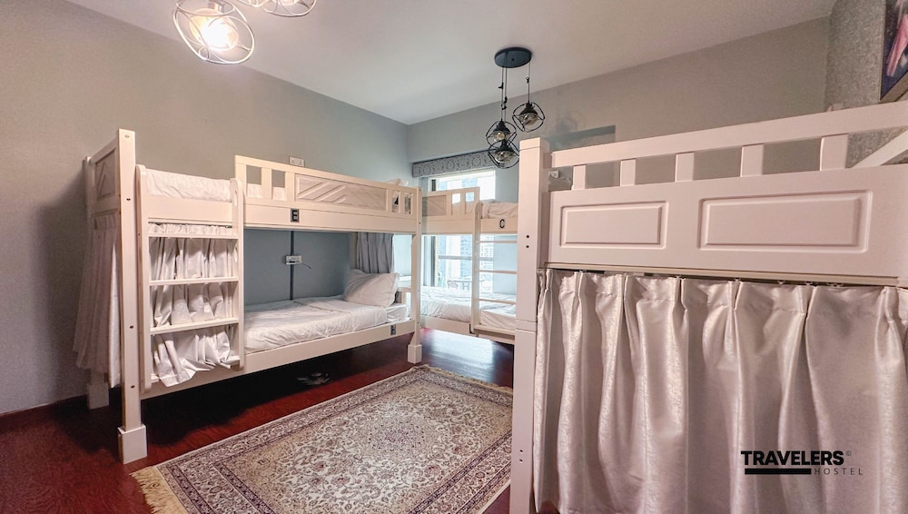 Bunk Bed in 6-bed Mixed Dormitory Room - R1 photo 1