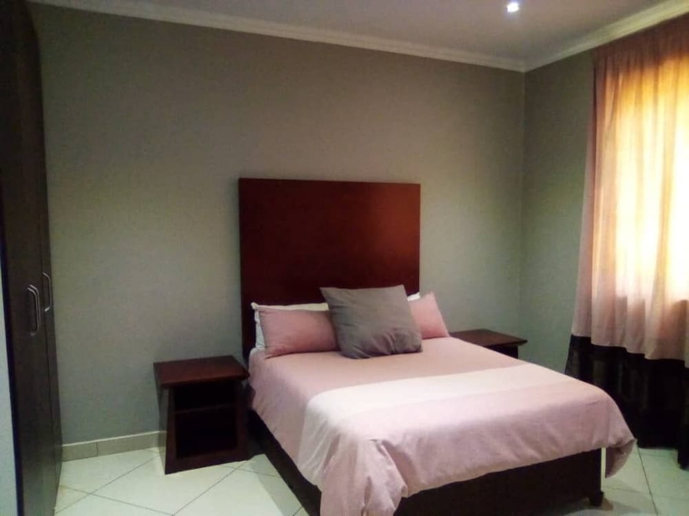 Executive Room (King) photo 1