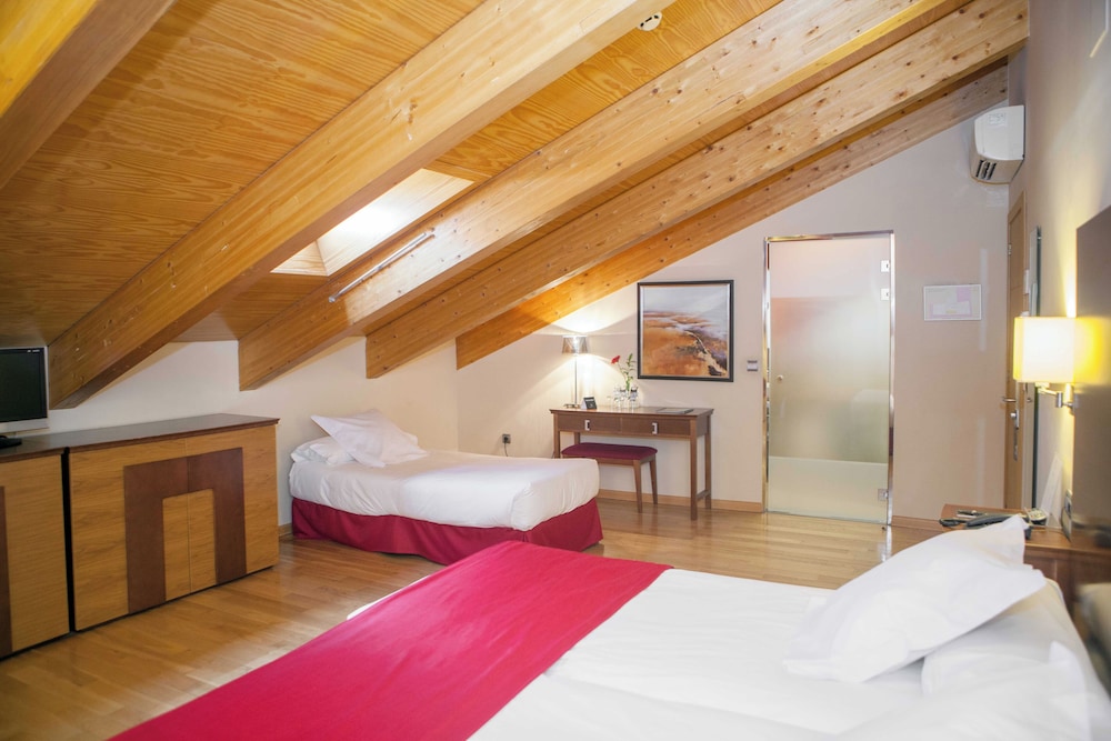 Triple Room - Photo 7