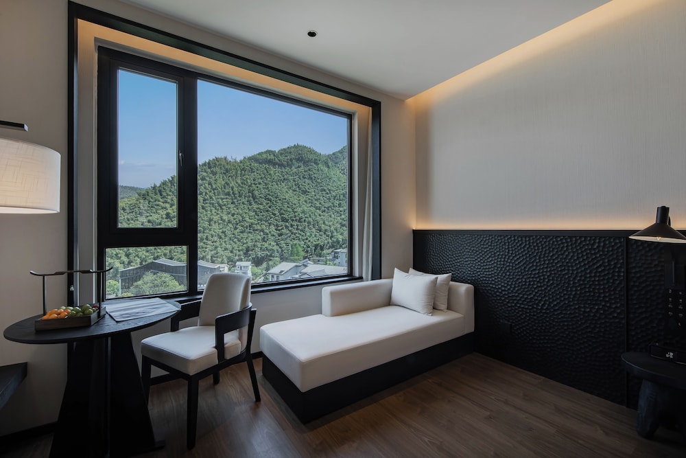 Luxury Double Room, Mountain View