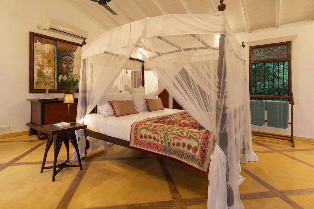 Deluxe Villa, 3 Bedrooms, Ensuite, Lake View photo 3