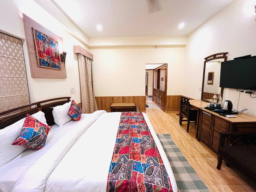 Junior Double Room