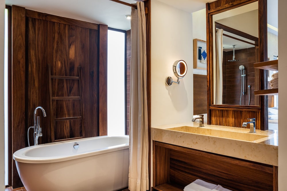 Superior Room, 2 Queen Beds, Balcony, Mountain View (All-Inclusive) - Photo 5