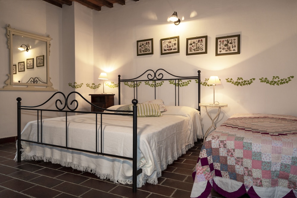 Standard Room, 1 Bedroom, Ensuite, Garden View photo 2