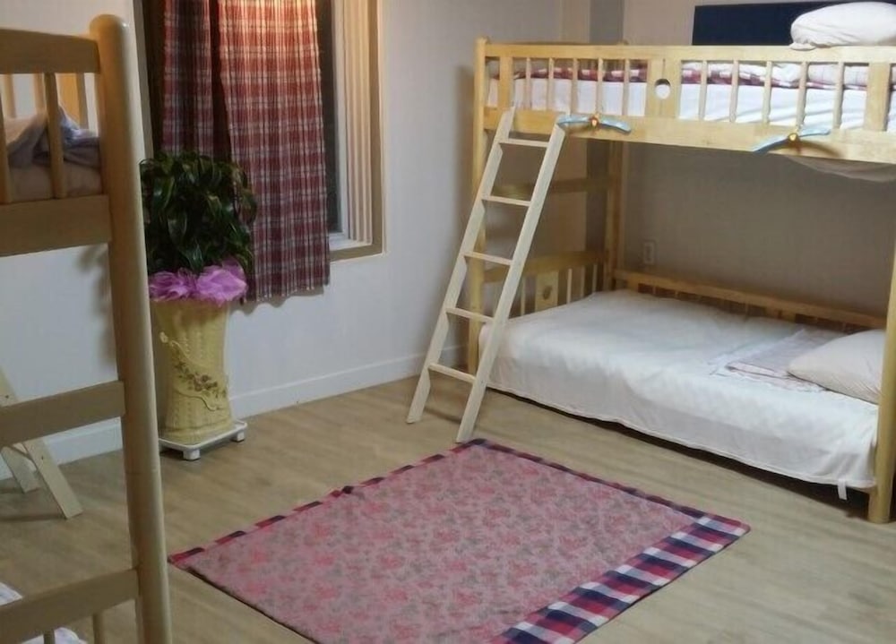 Shared Dormitory, Men Only (4 Person) photo 1