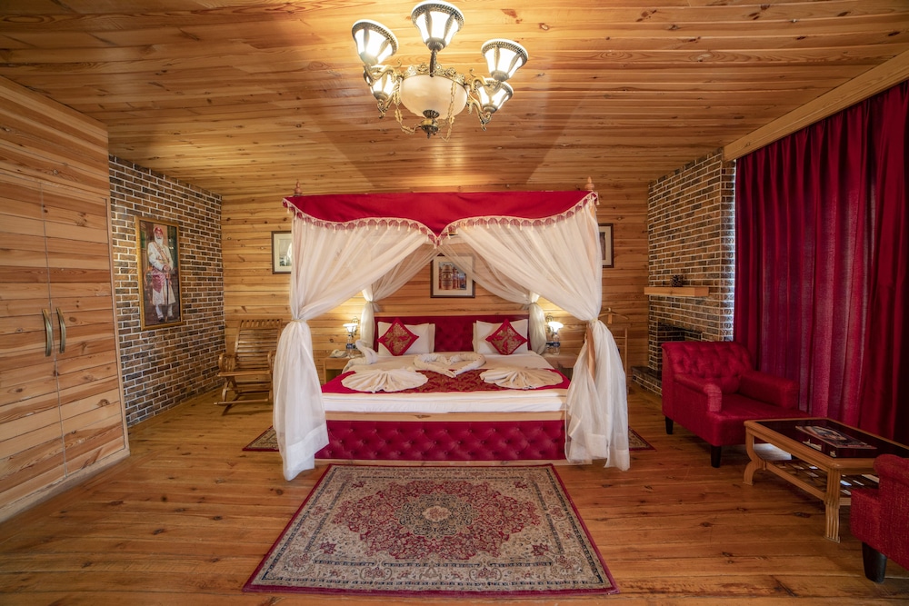 Deluxe Cottage photo 1