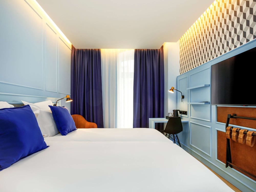 Classic Twin Room, Multiple Beds, Connecting Rooms - Photo 7