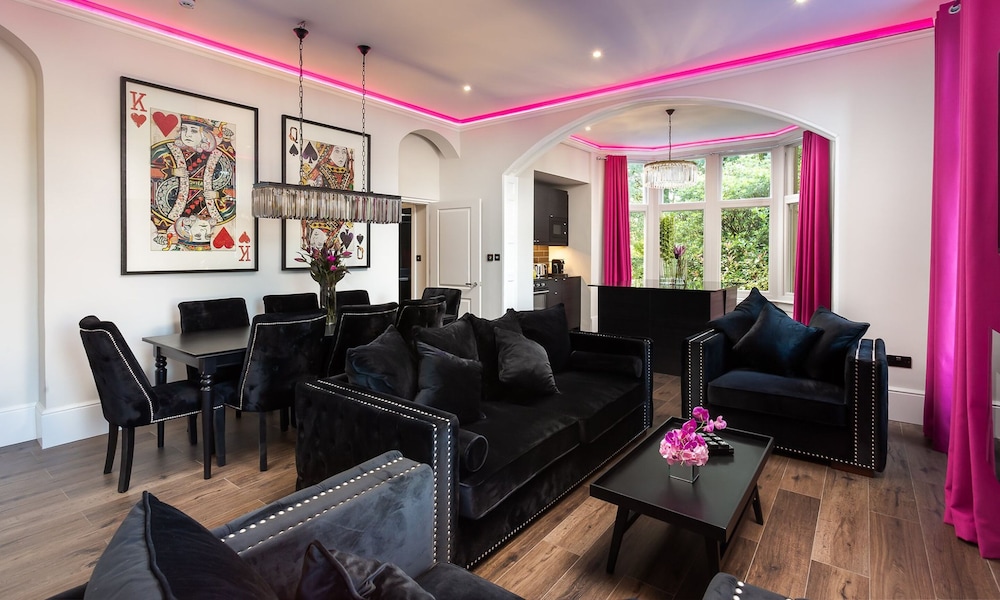 Deluxe Studio Suite, 1 Bedroom, Garden View, Ground Floor photo 1
