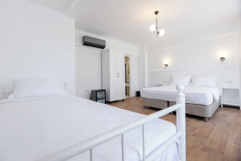 Standard Triple Room photo 1