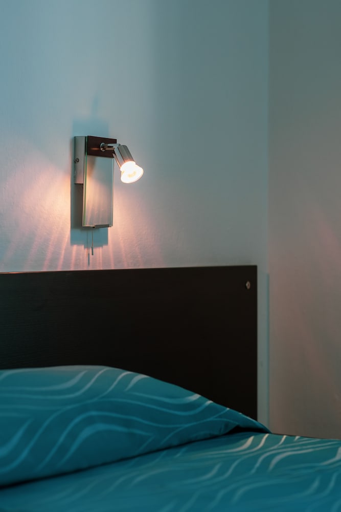 Basic Single Room, 1 Twin Bed, Sea View (11)