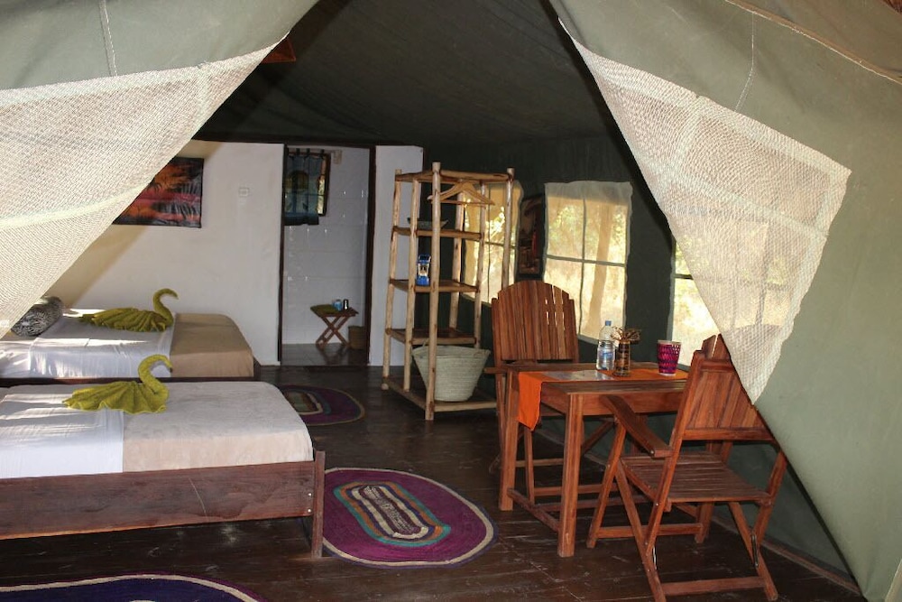 Family Tent photo 2