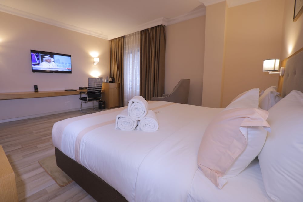 Executive King Room - Photo 3