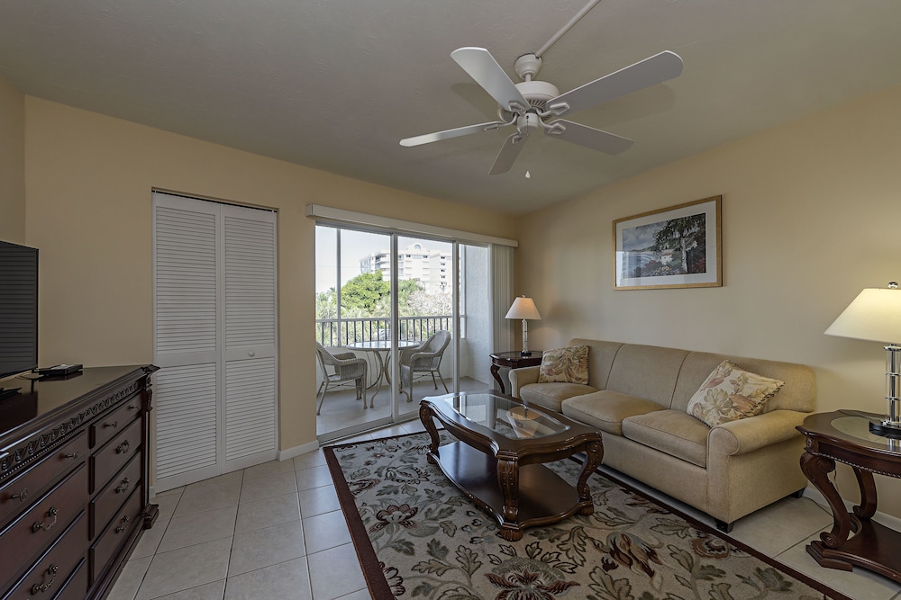 Suite, 1 Bedroom photo 3