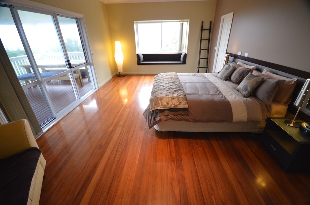 Exclusive House, 5 Bedrooms, Hot Tub, Ocean View