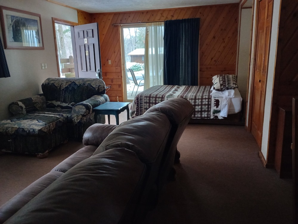 Cabin, 2 Queen Beds, Non Smoking, Lakeside photo 3