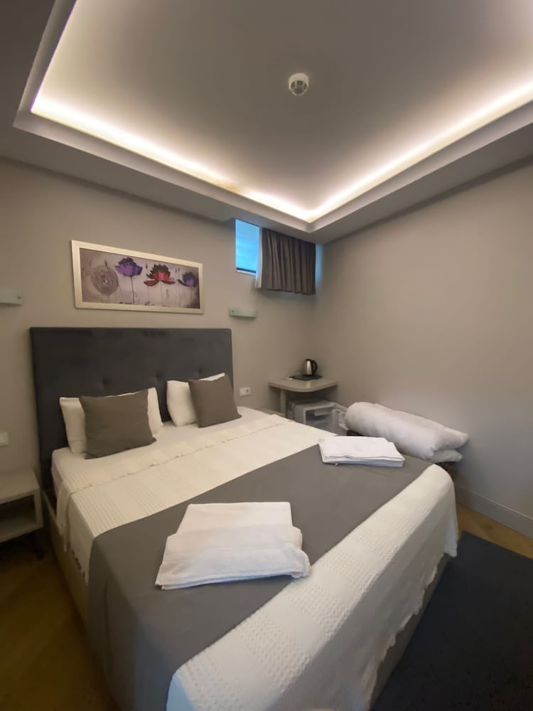 Economy Room, 1 Double Bed, Non Smoking photo 1