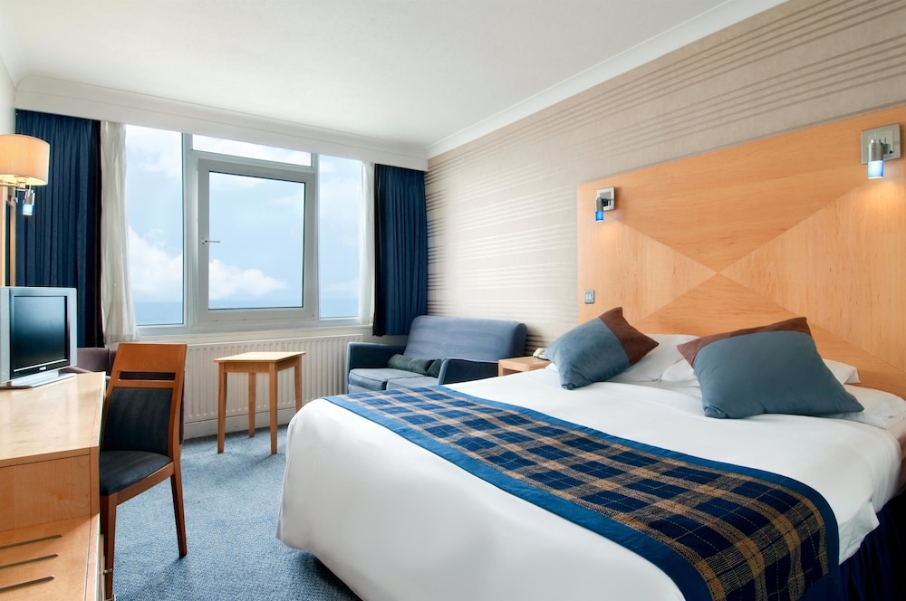 Deluxe Room, 1 King Bed, Non Smoking, Sea View - Photo 4