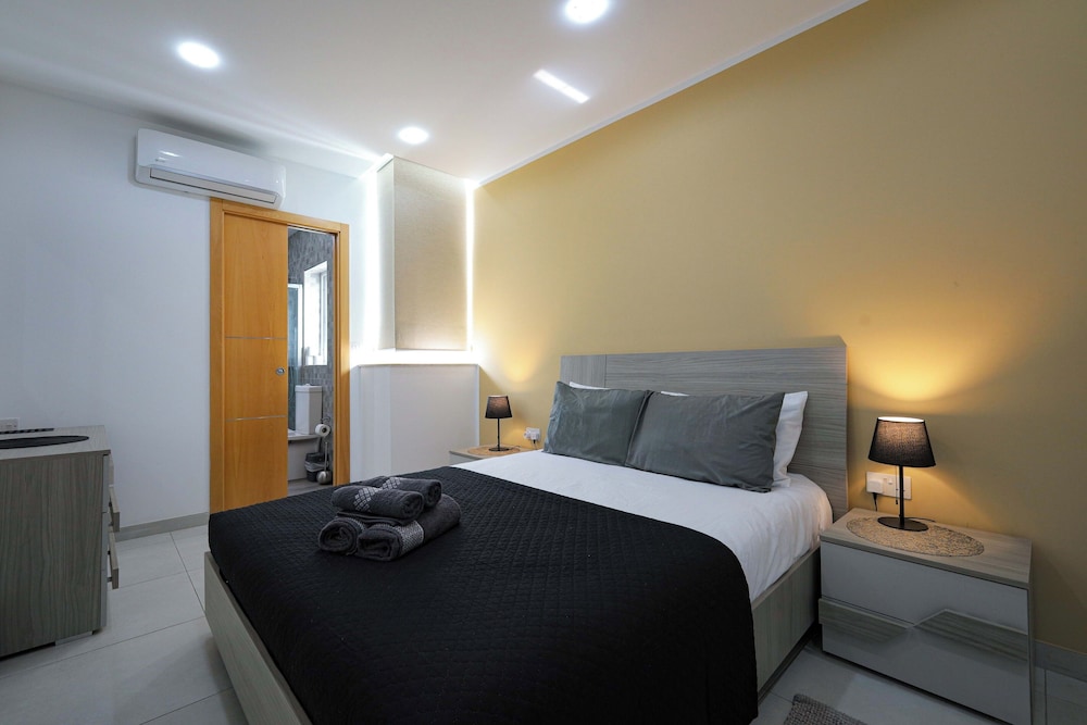 Penthouse, Sea View photo 2