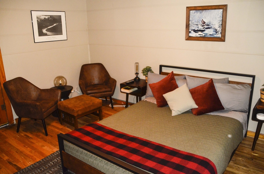 Blue Spruce Suite (#4) photo 1