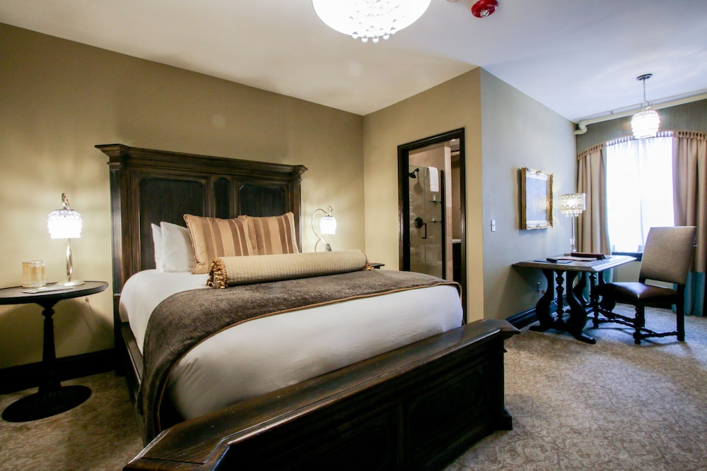 Luxury Room, 1 Queen Bed photo 1