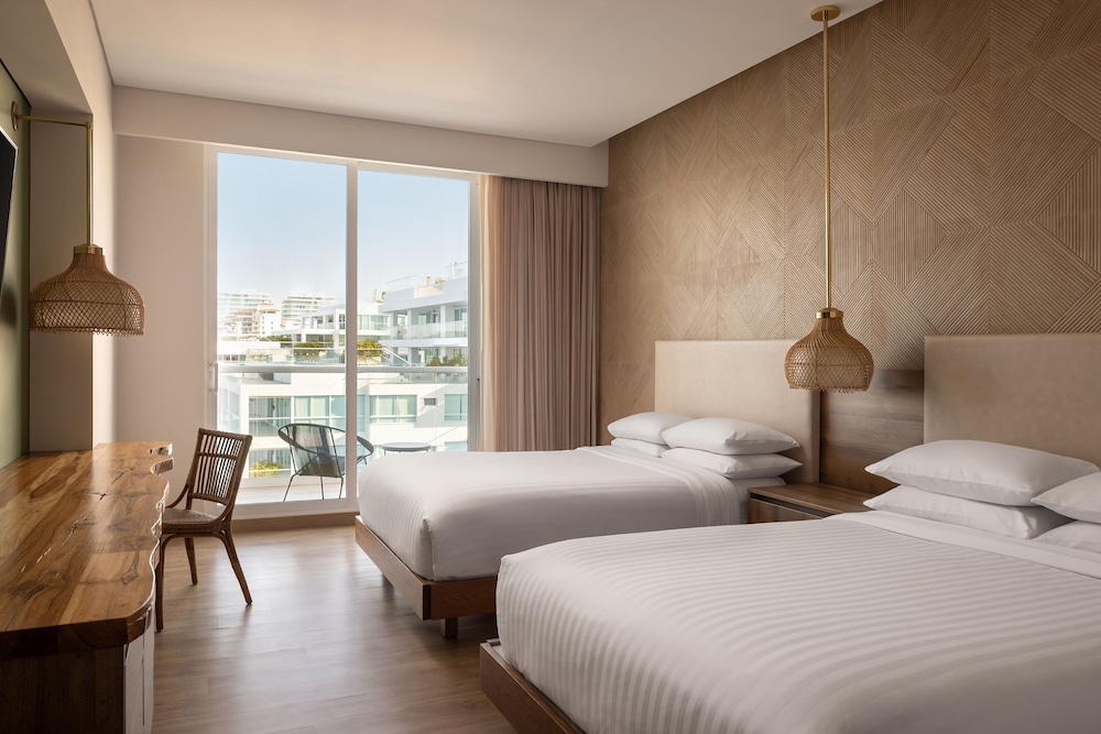 Room, 2 Double Beds, Balcony - Photo 1