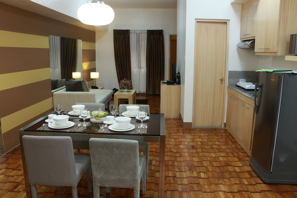 One Bedroom - Photo 8