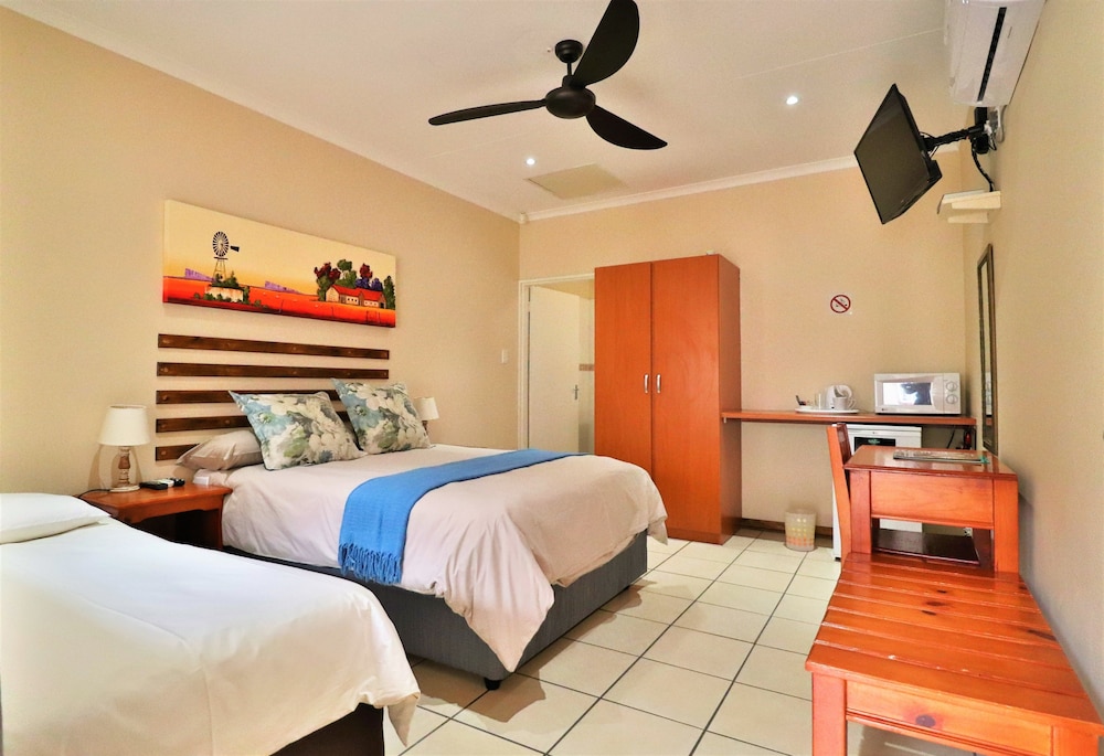 Twin Room photo 1
