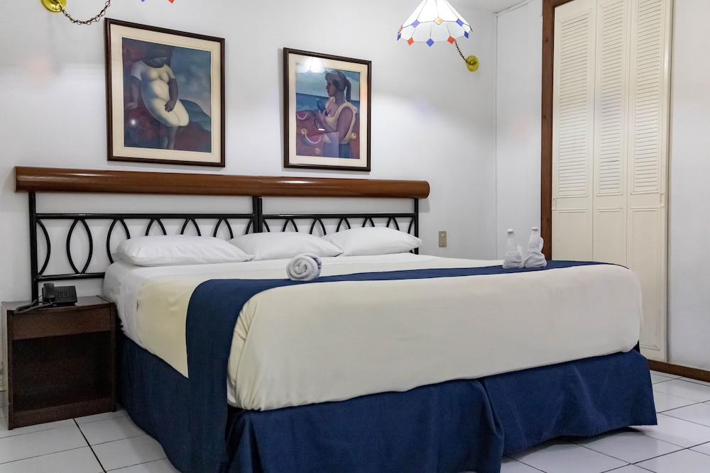 Standard Room, 1 Bedroom - Photo 4