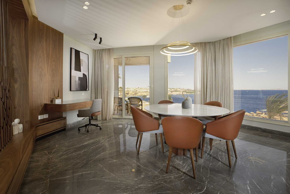 Royal Suite - Photo 4