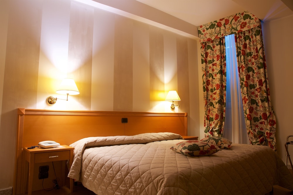 Family Triple Room - Photo 1