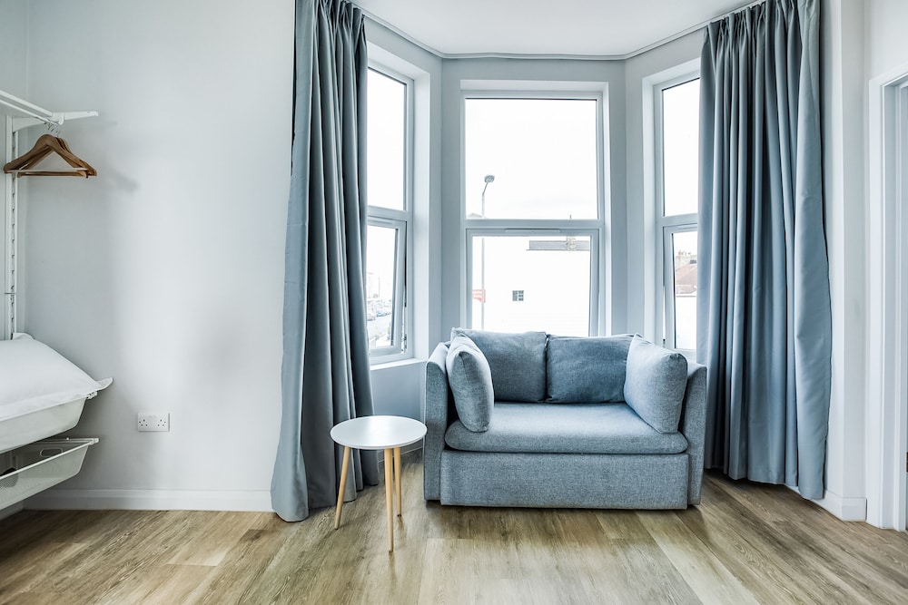Family Apartment (Deluxe) - Photo 6