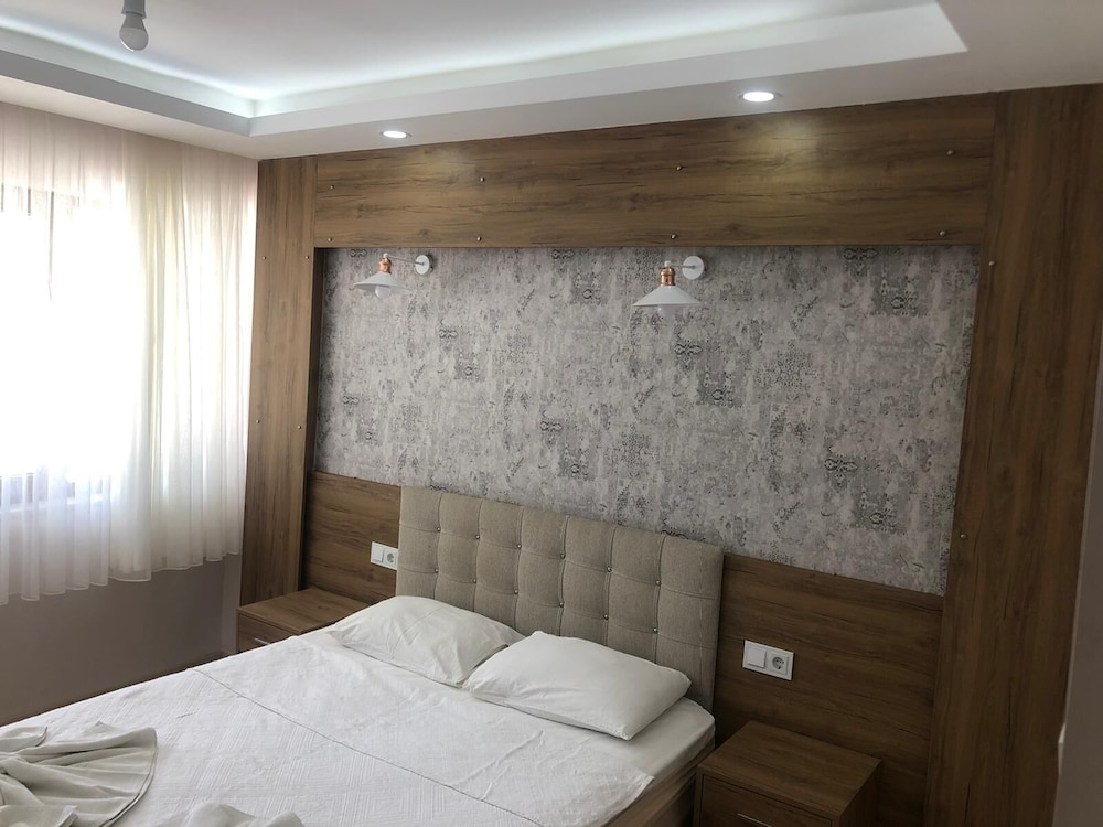 Standard Double Room, 1 Double Bed, Balcony, Pool View
